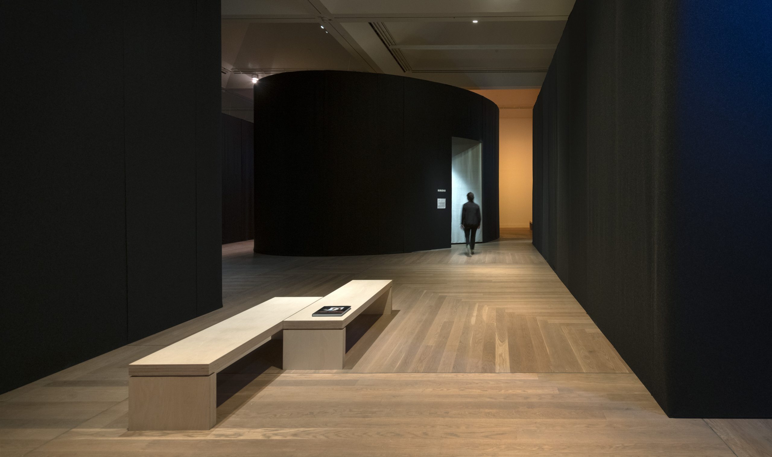 exhibition-overview-f